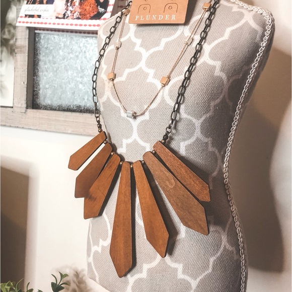 NEW Wooden Statement Necklace - Picture 10 of 12